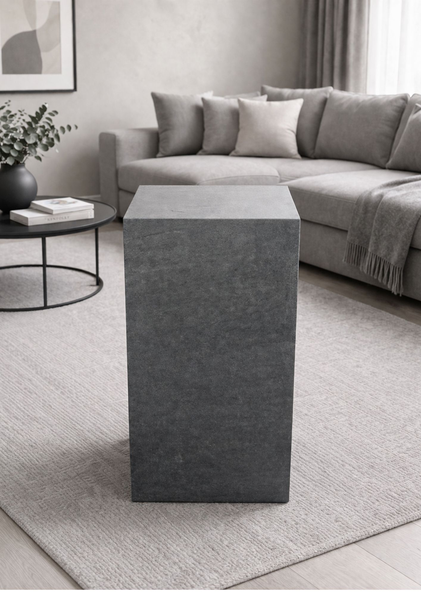 Green Calacatta Plinth